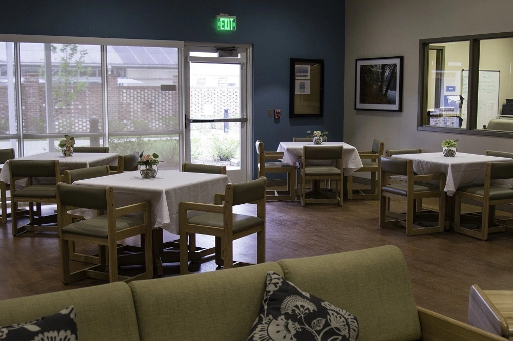 acadiana-treatment-center-adolescent-residential-gallery.jpg