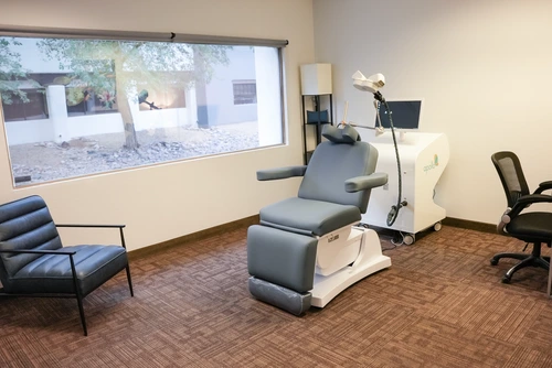 american-tms-clinics-gallery-1.png