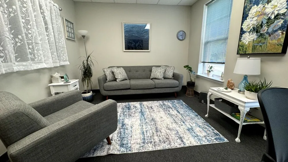 attentive-psychotherapy-counseling-center-gallery-2.jpg