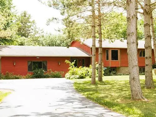 burkwood-treatment-center-adult-residential-gallery.jpg