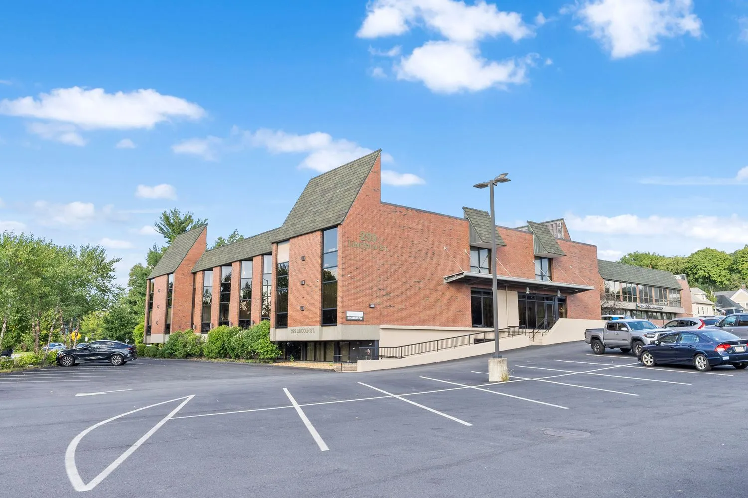 guidelight-worcester-gallery.jpg