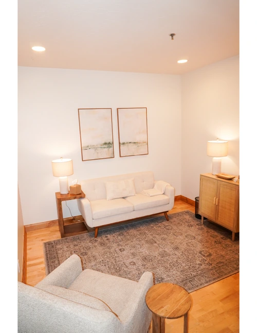 momentum-counseling-and-consulting-gallery.jpg