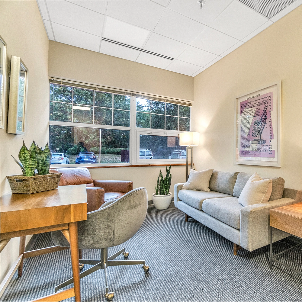 newport-academy-outpatient-3-gallery-1.jpg