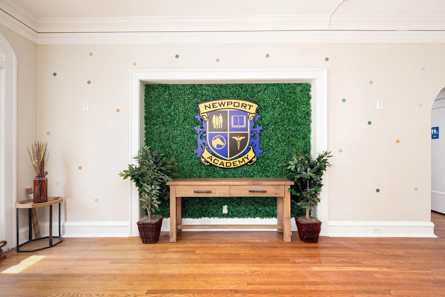 newport-academy-outpatient-5-gallery.jpg