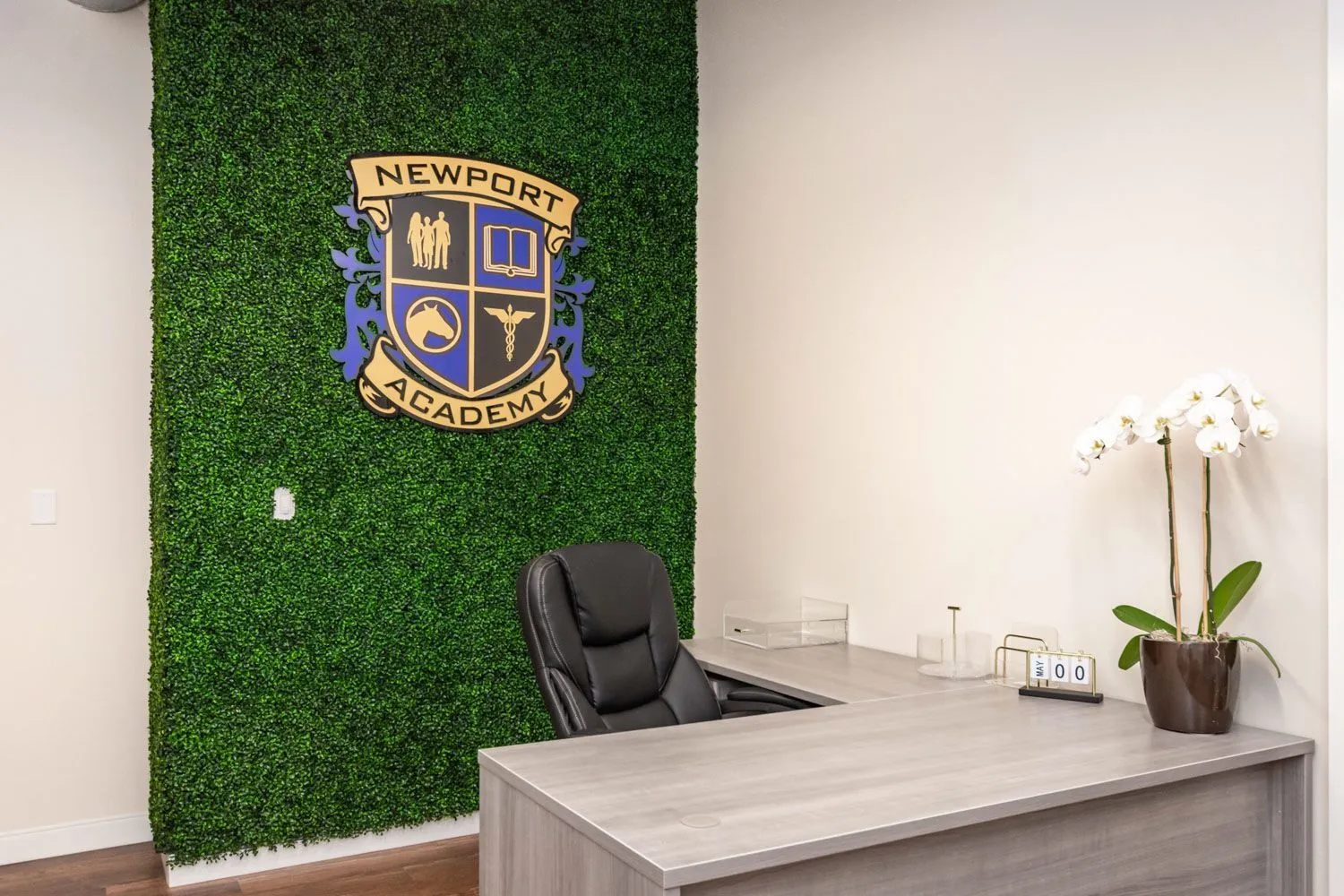 newport-academy-outpatient-6-gallery.jpg