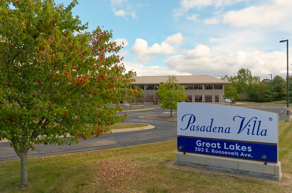 pasadena-villa-great-lakes-gallery-2.png
