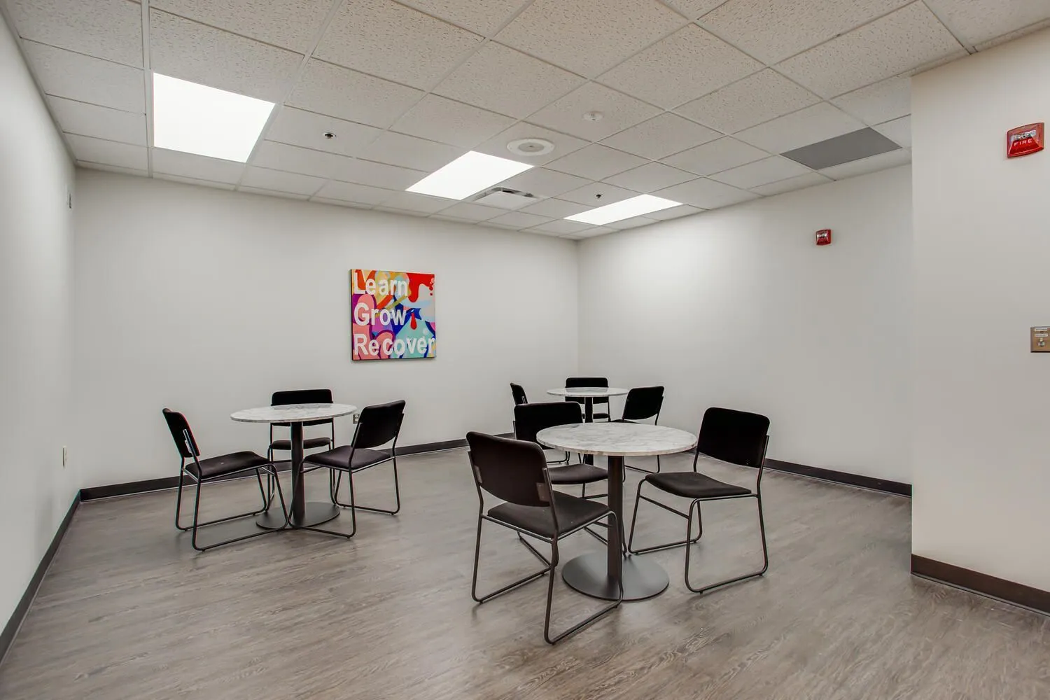 pasadena-villa-outpatient-chantilly-gallery-1.jpg