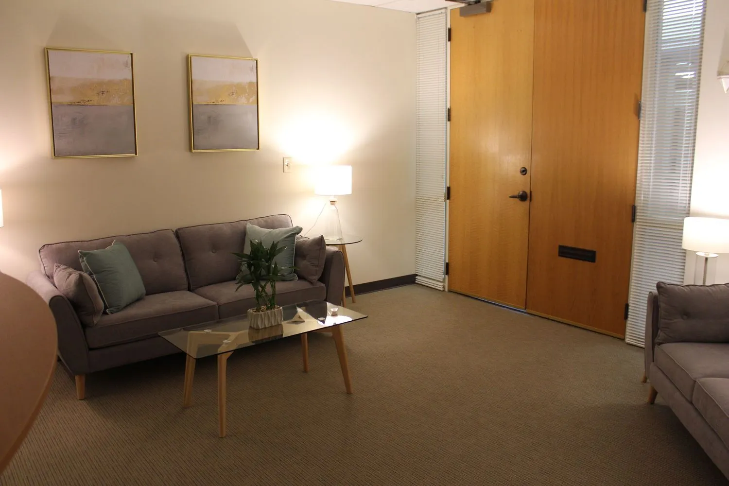 pasadena-villa-outpatient-charlotte-gallery.jpg