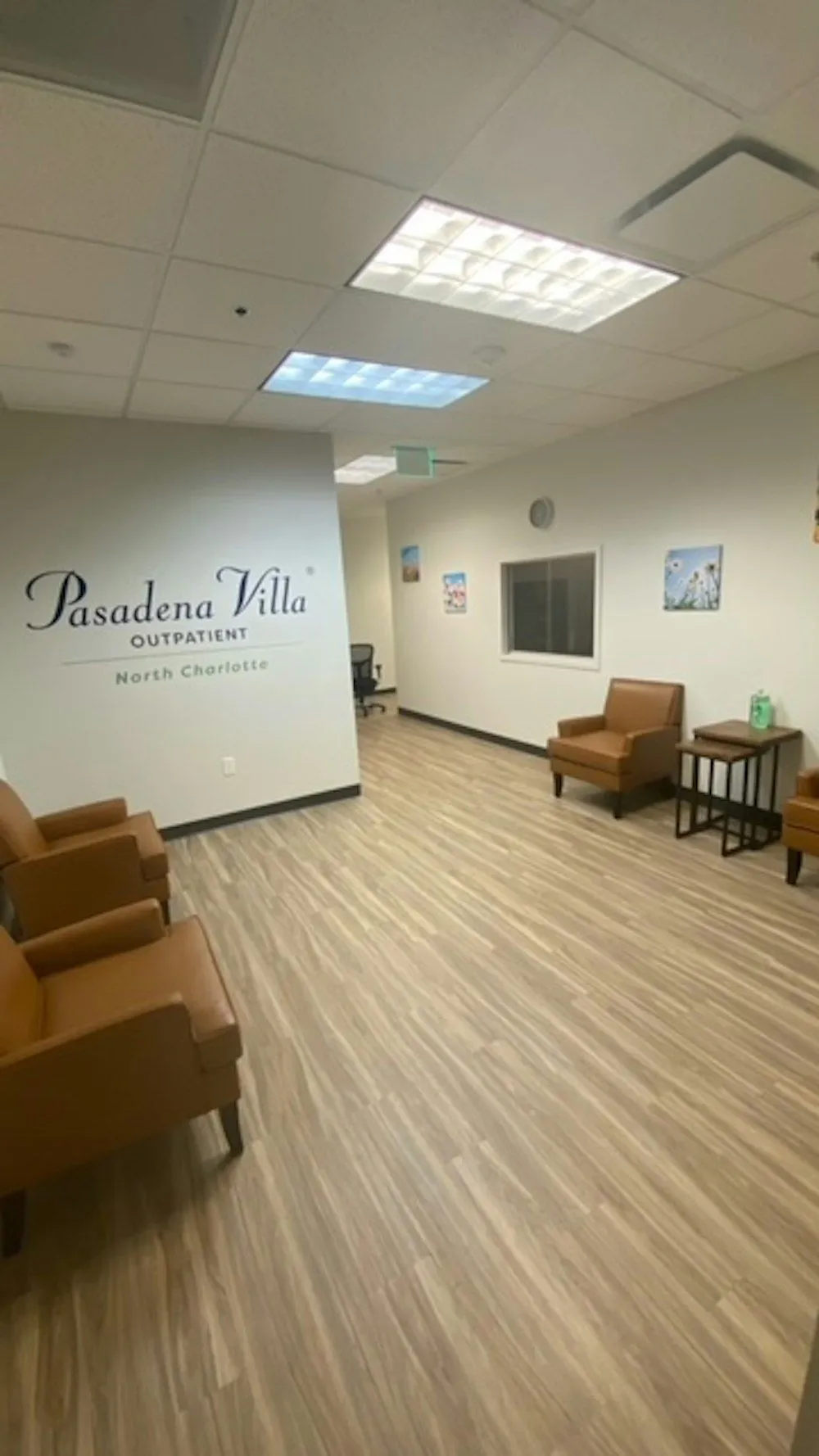 pasadena-villa-outpatient-north-charlotte-gallery-1.jpg