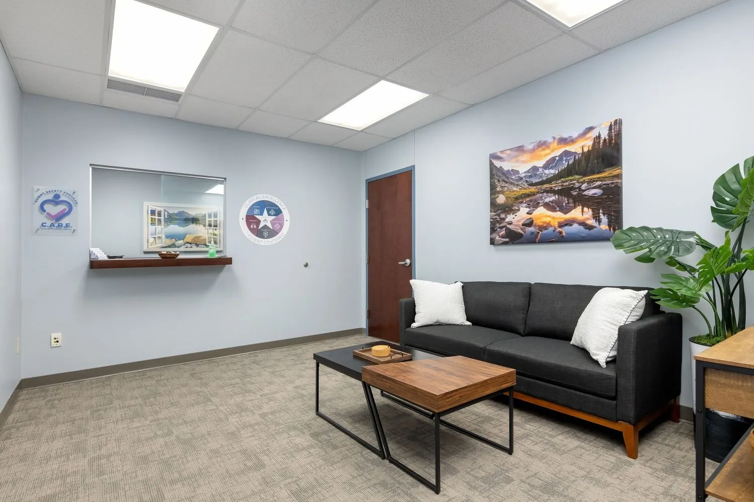 pasadena-villa-outpatient-quad-cities-gallery-1.jpg