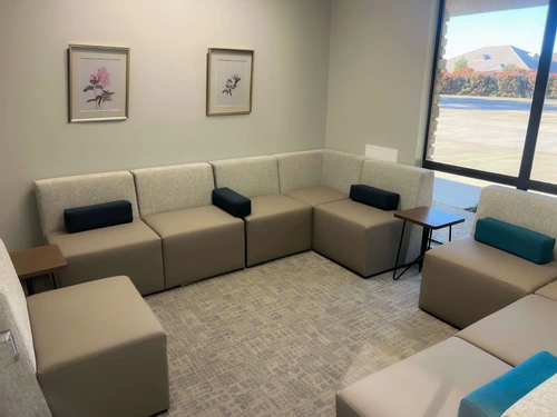 symetria-recovery-arlington-gallery-4.png