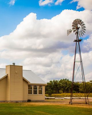 The Right Step Hill Country Image