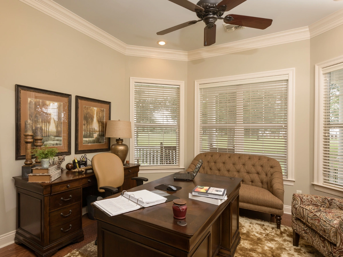 whispering-oaks-lodge-gallery-4.jpg