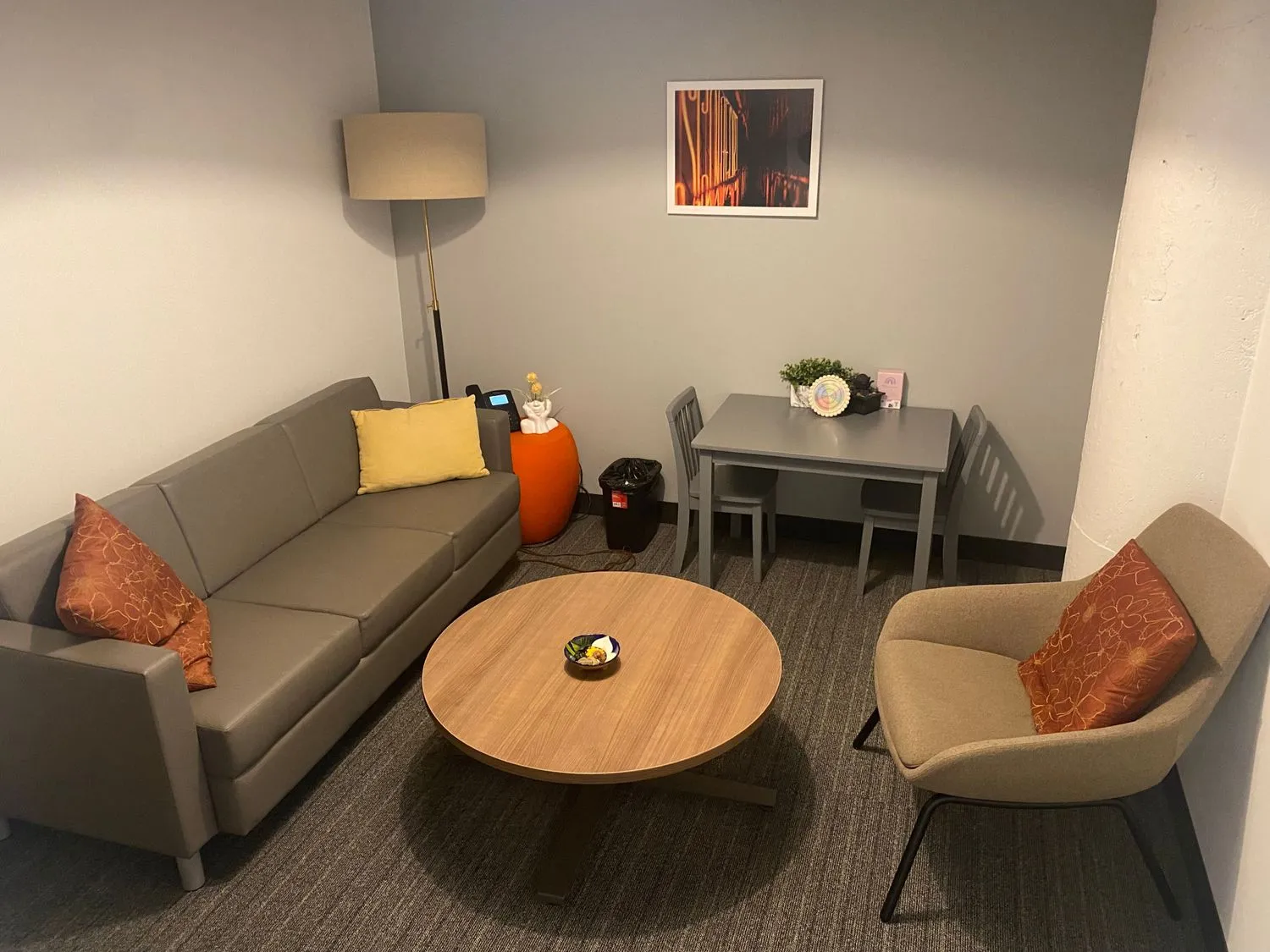 ywca-metropolitan-chicago-gallery-3.jpg