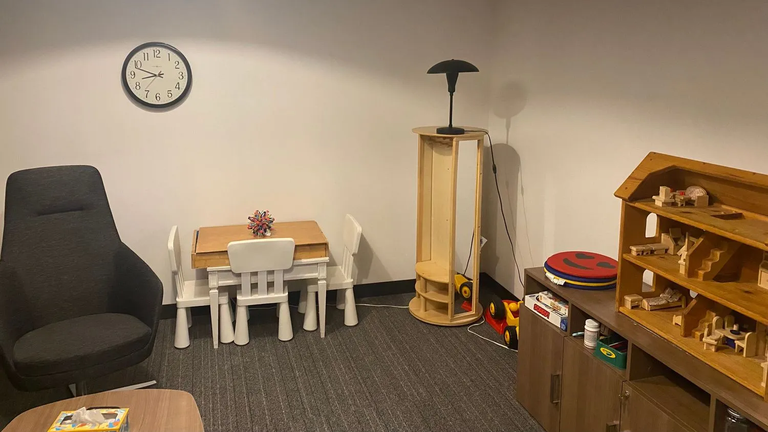 ywca-metropolitan-chicago-gallery-4.jpg