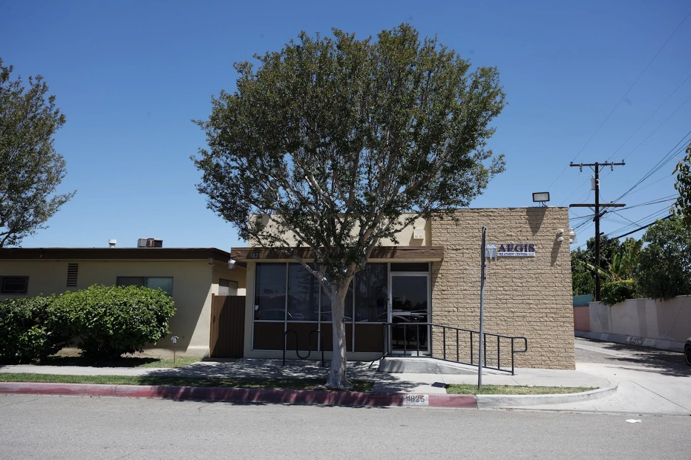 aegis-treatment-centers-west-covina-gallery.jpg