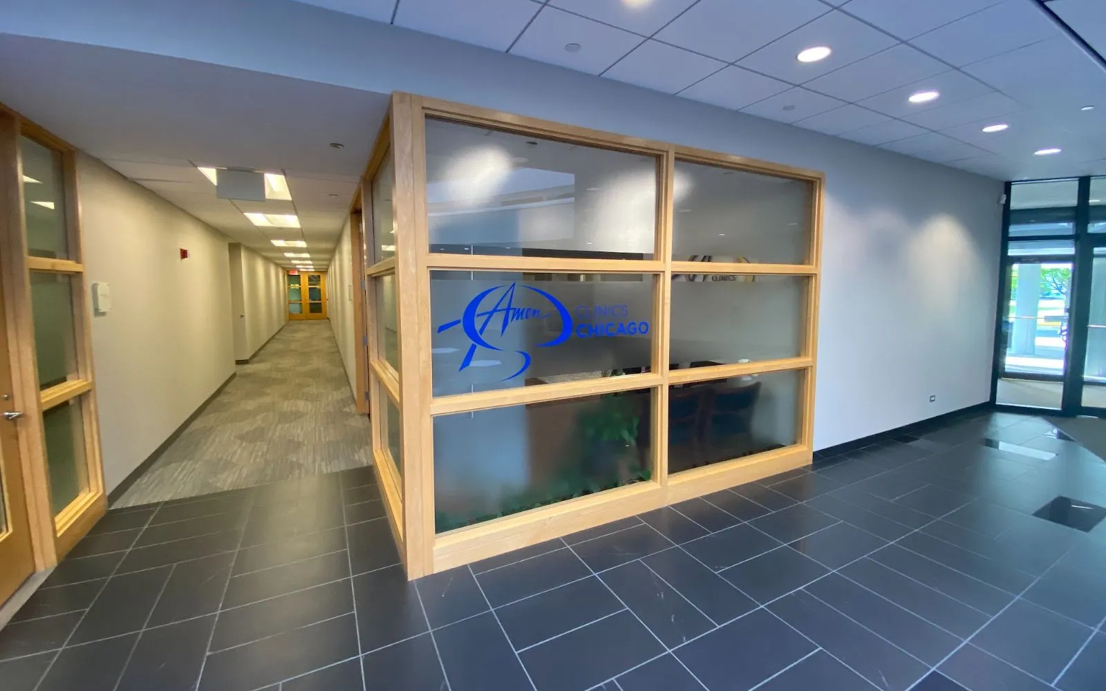 amen-clinics-chicago-2-gallery-2.jpg
