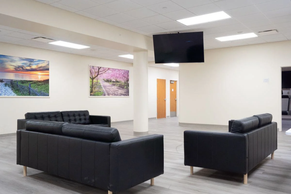 avenues-recovery-center-at-south-bend-2-gallery.jpg