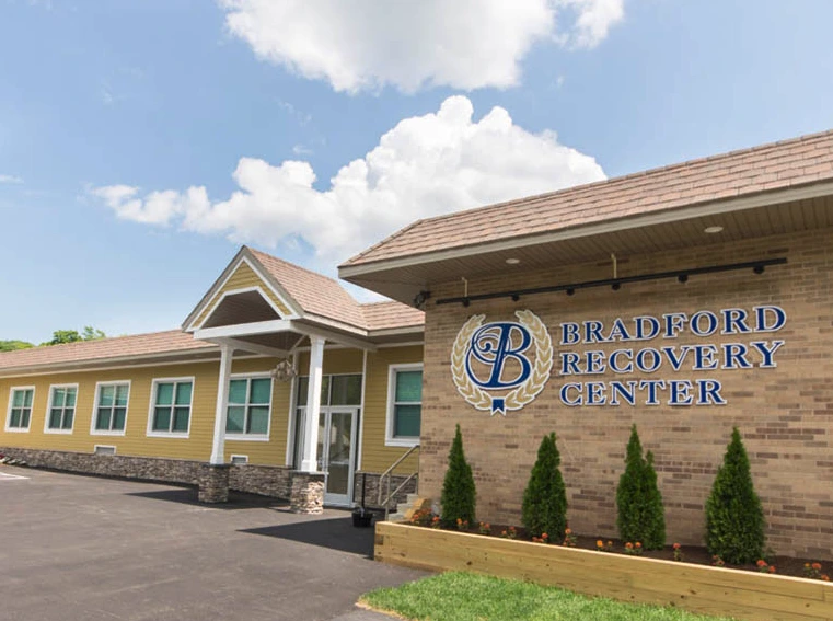 bradford-recovery-center-gallery.png