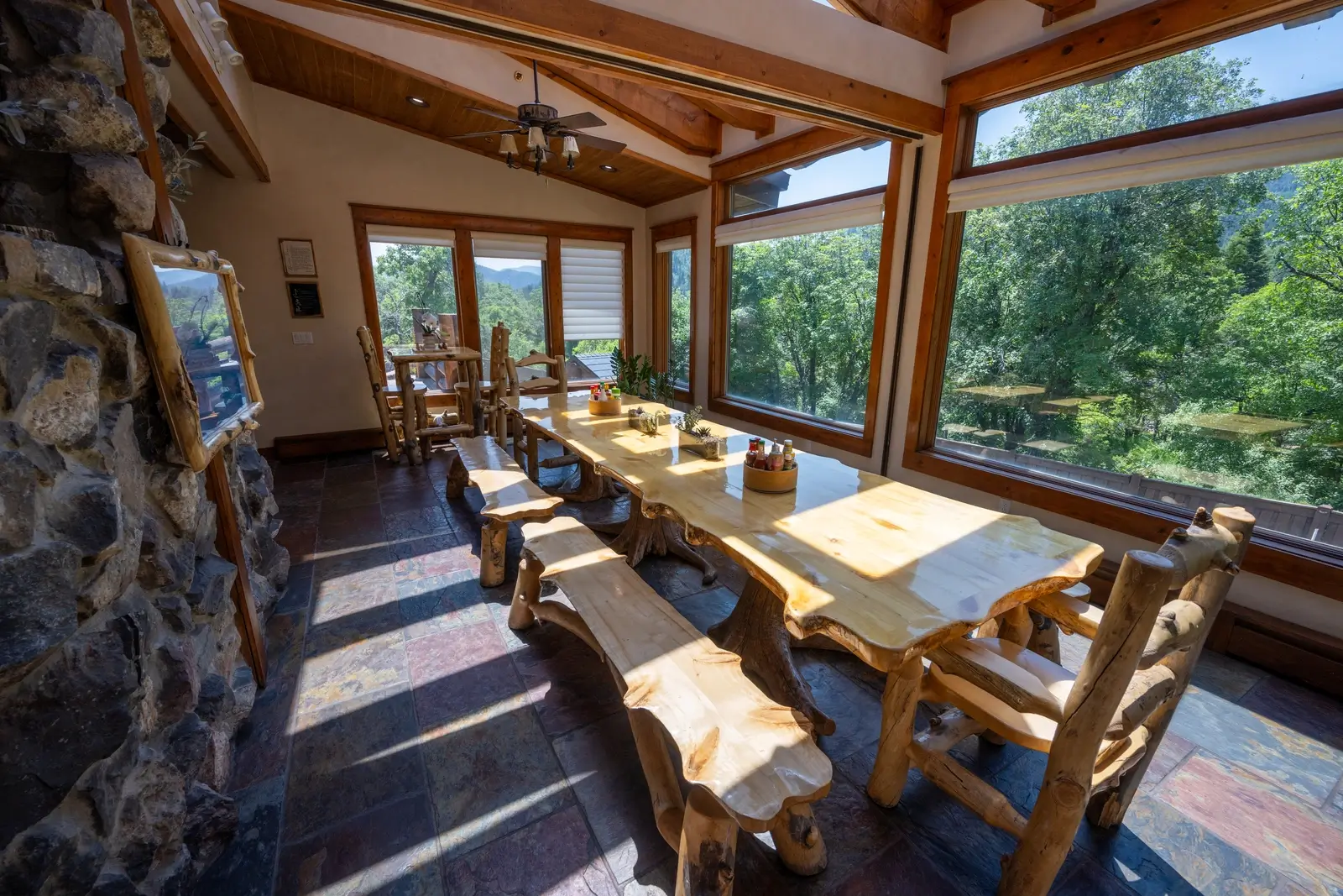 cirque-lodge-2-gallery-3.jpg