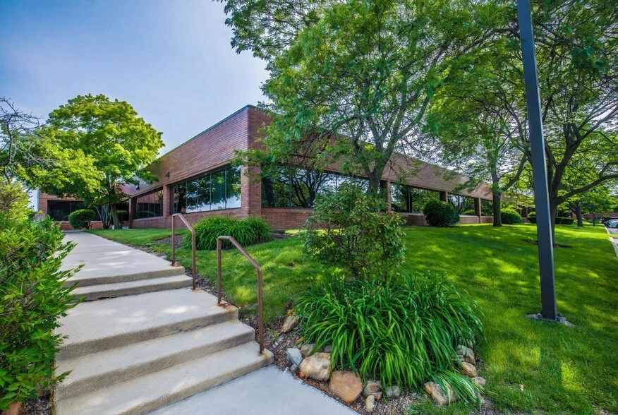 clarity-clinic-arlington-heights-gallery.jpg
