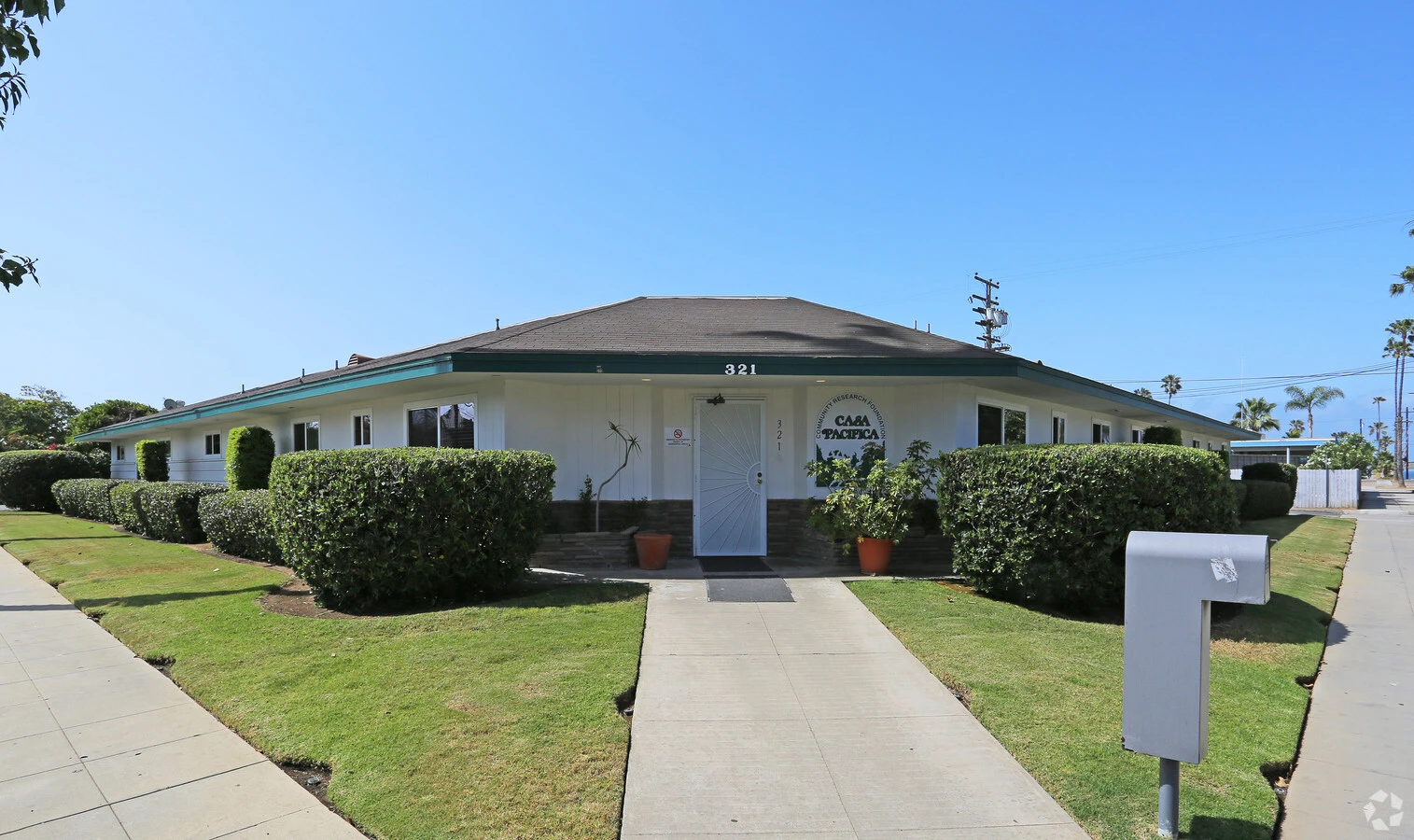 community-research-foundation-casa-pacifica-gallery.jpg