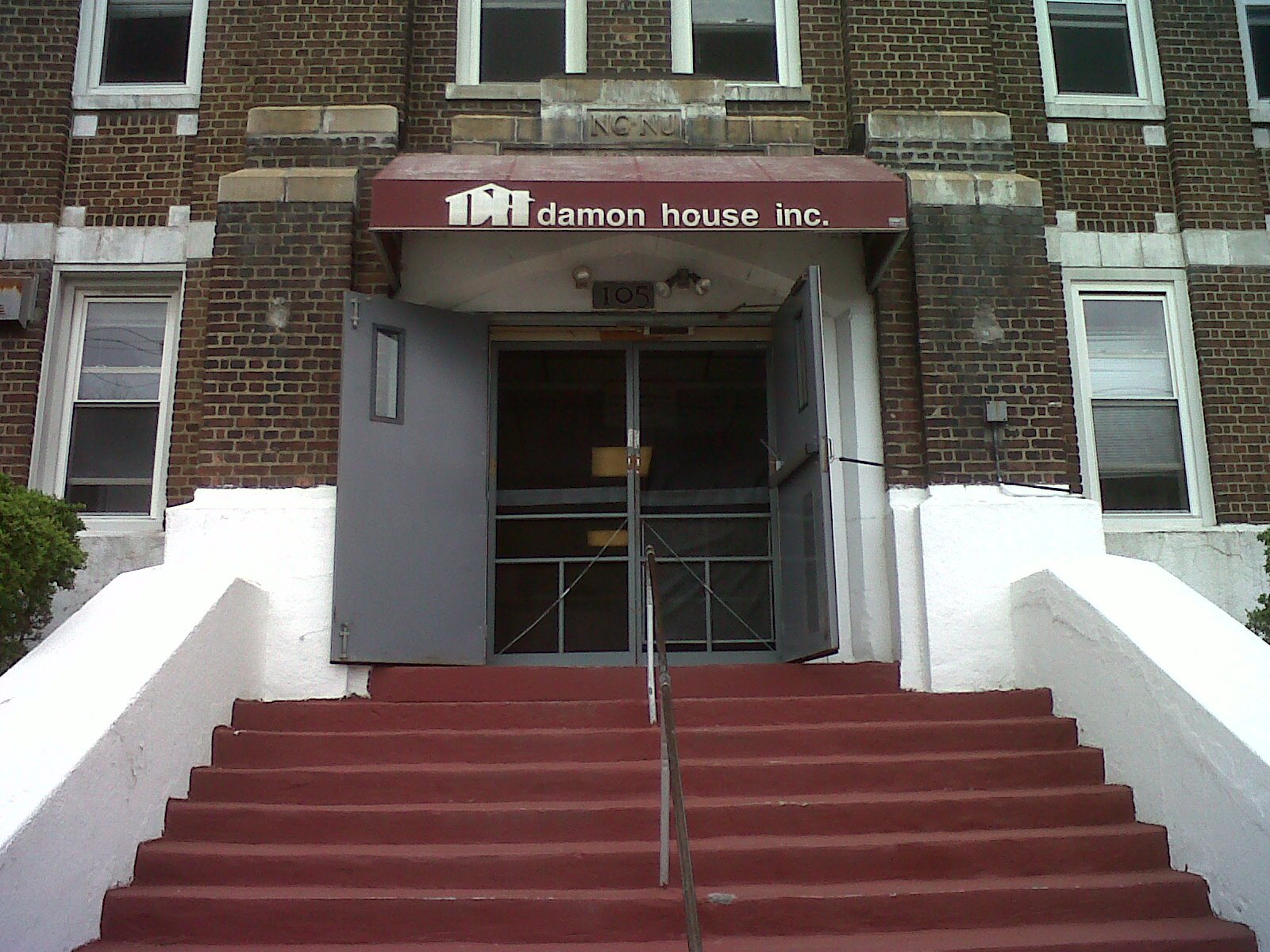 damon-house-gallery.jpg
