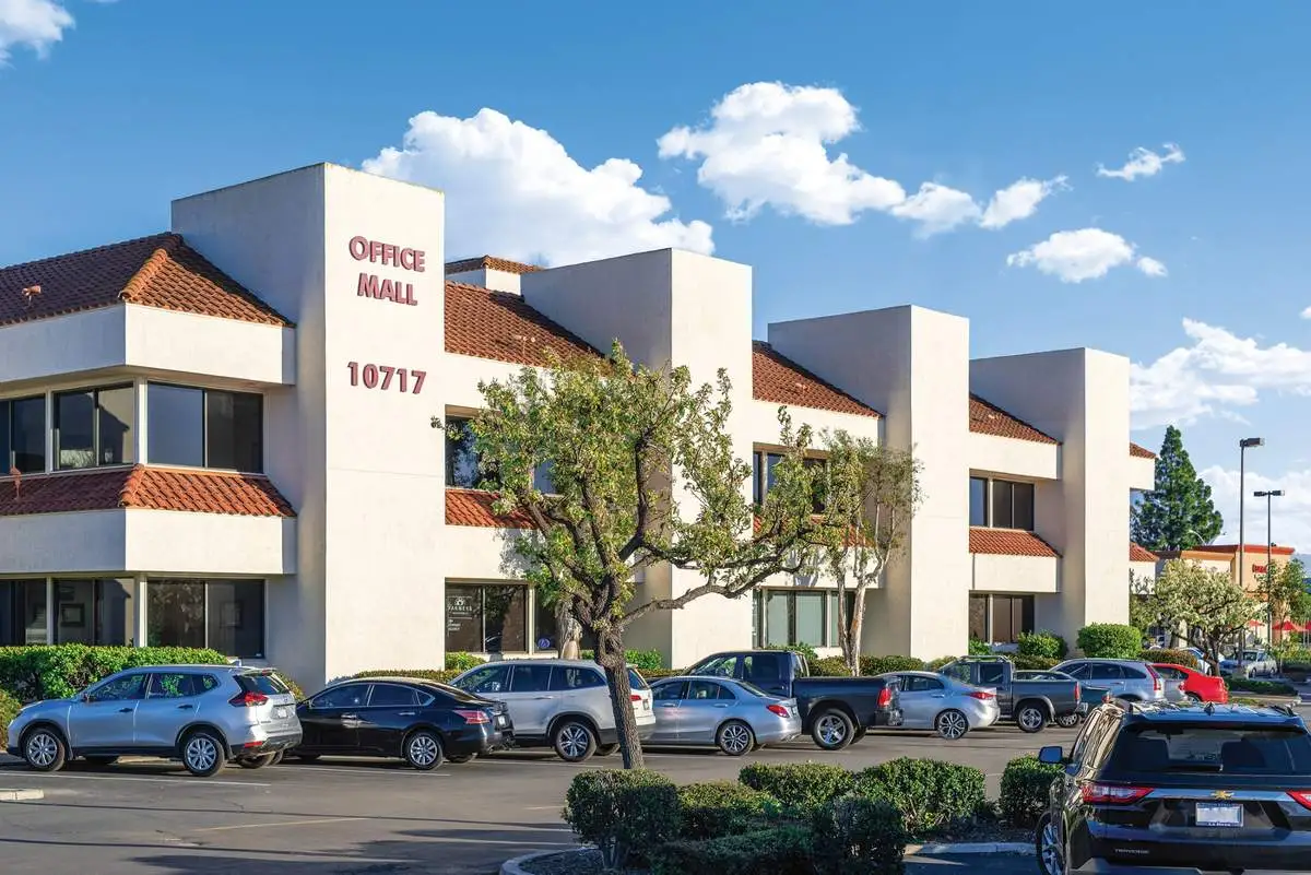 douglas-young-wellness-recovery-center-gallery.jpg