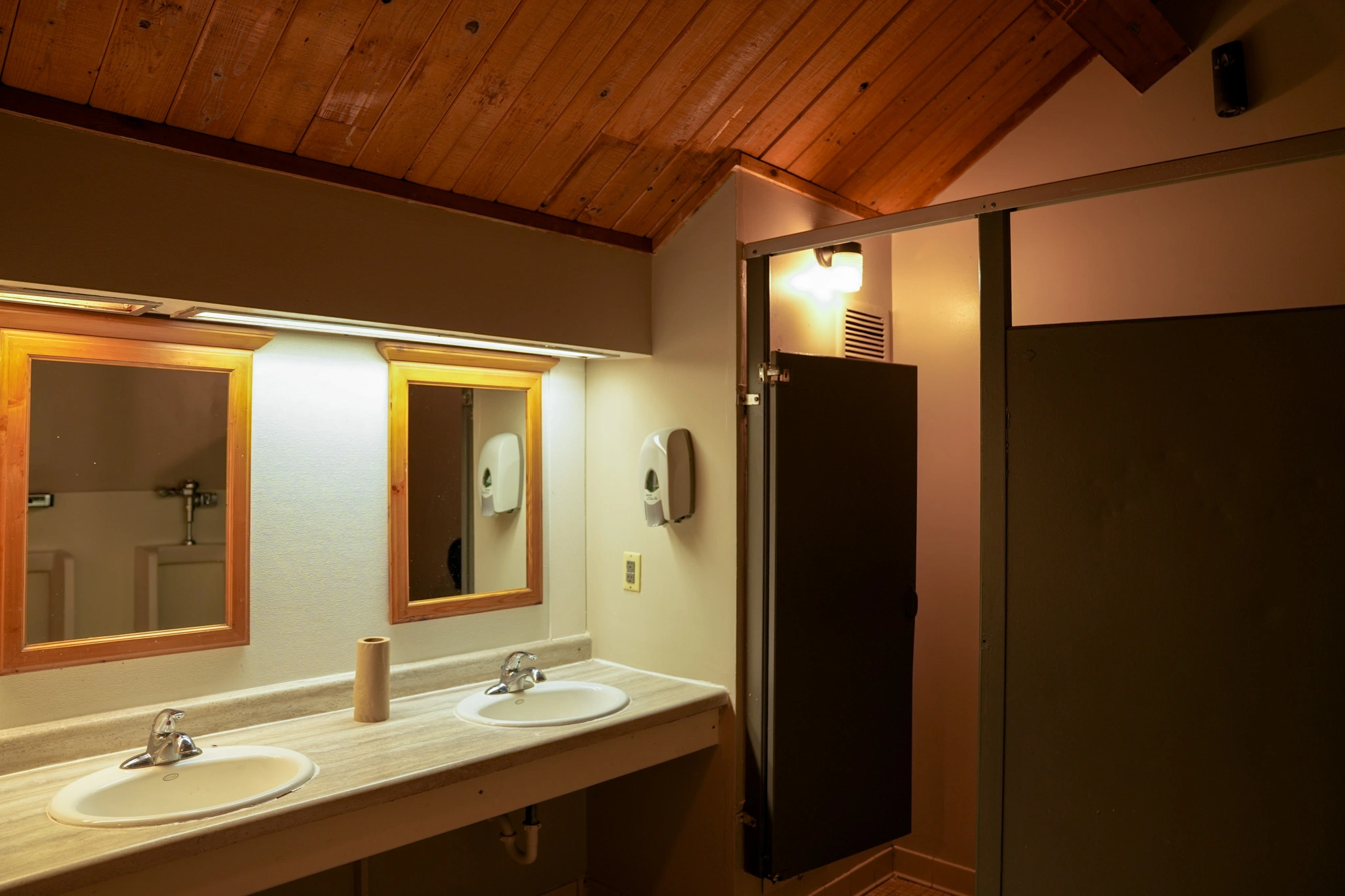 eosis-cedar-ridge-gallery-2.jpg