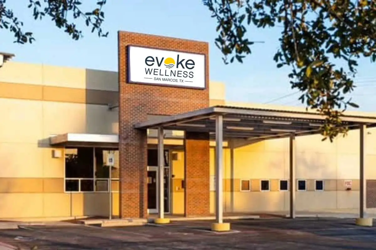 evoke-wellness-san-marcos-gallery.jpg