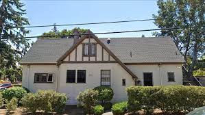 healthright-360-laurel-house-residential-gallery.jpg