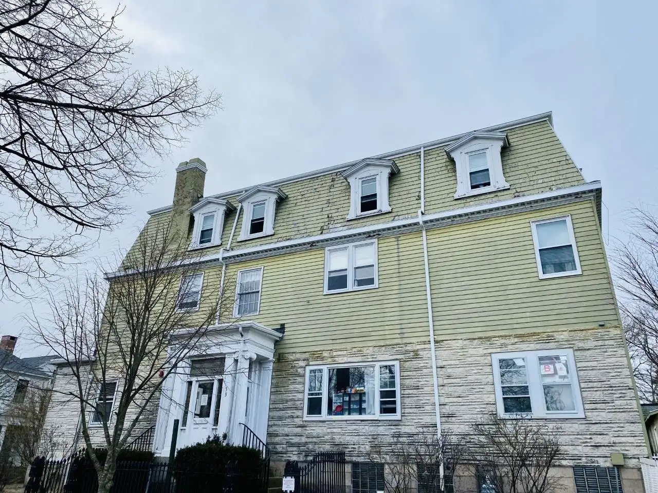 high-point-treatment-center-monarch-house-sober-living-gallery.jpg