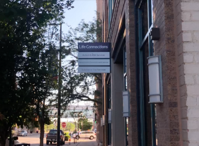 life-connections-cedar-rapids-gallery.png