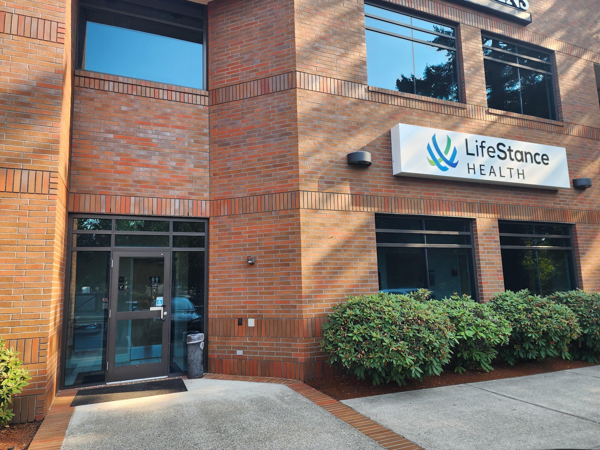 lifestance-health-2103-ne-129th-street-vancouver-gallery-3.jpg