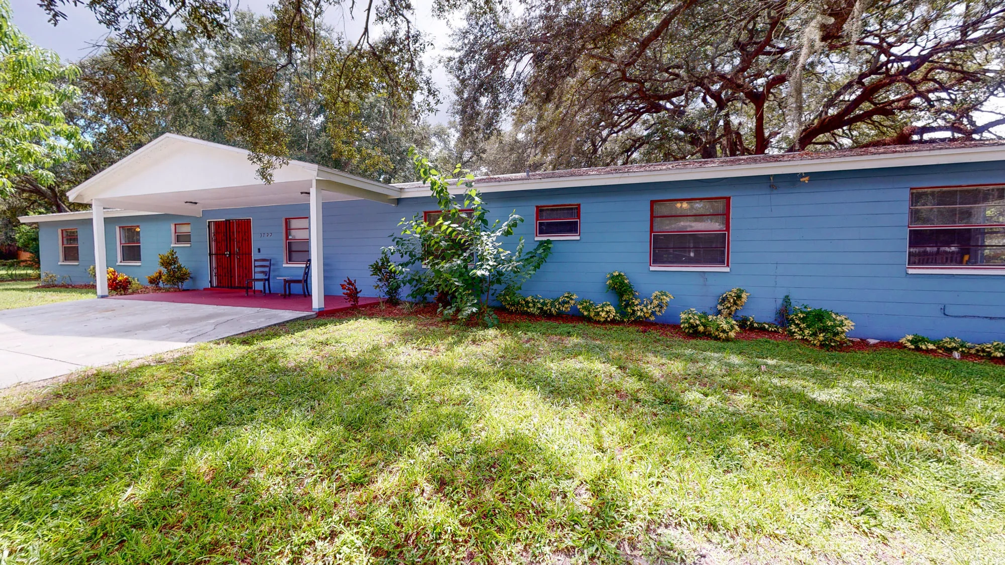 malcolms-place-east-tampa-gallery.jpg