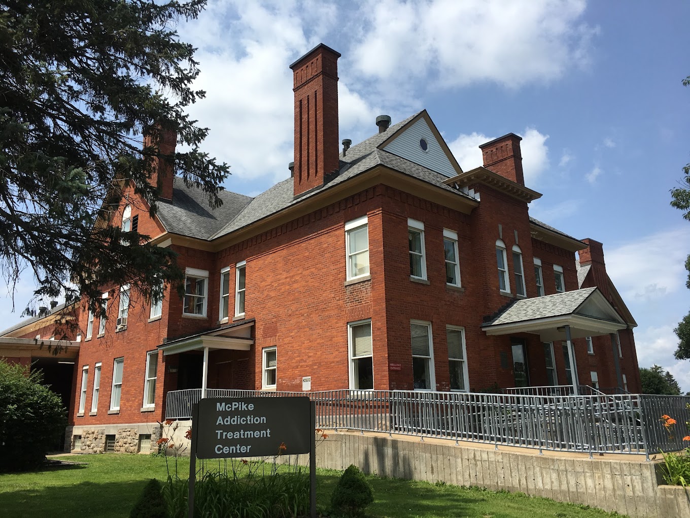 mcpike-addiction-treatment-center-gallery-2.jpg