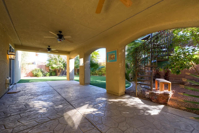 new-lyfe-solutions-sober-living-homes-gallery-1.jpg