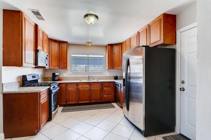 new-lyfe-solutions-sober-living-homes-gallery-10.jpg