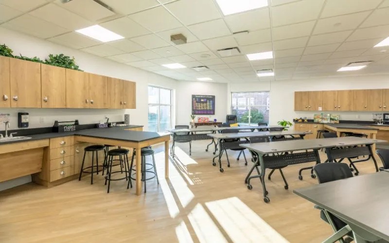 newport-academy-st-cloud-gallery-5.jpg