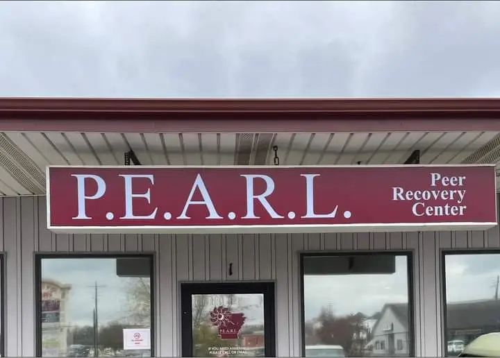 p-e-a-r-l-peer-recovery-center-gallery-1.jpg