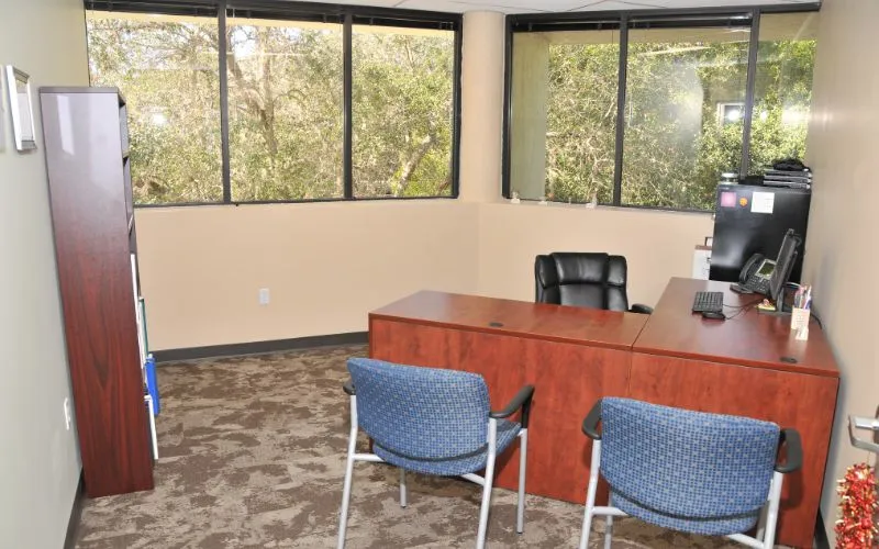 phoenix-house-florida-derek-jeter-center-brandon-outpatient-treatment-facility-gallery-3.jpg