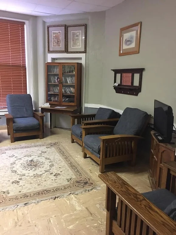 pines-and-cady-hill-recovery-center-gallery-4.jpg