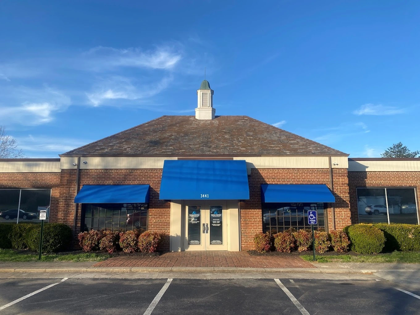 pinnacle-treatment-centers-roanoke-gallery.jpg
