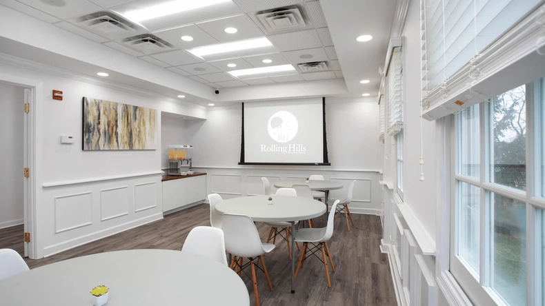 rolling-hills-recovery-center-2-gallery-3.png