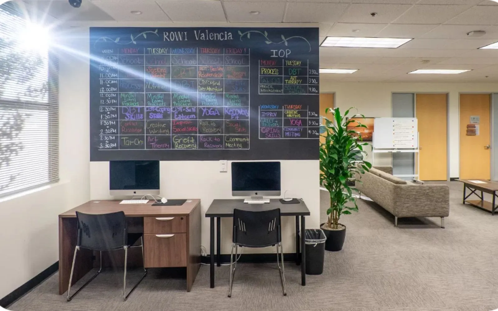 rowi-teen-mental-health-valencia-gallery-4.jpg