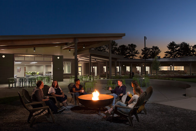 skyland-trail-rollins-campus-gallery-3.jpg