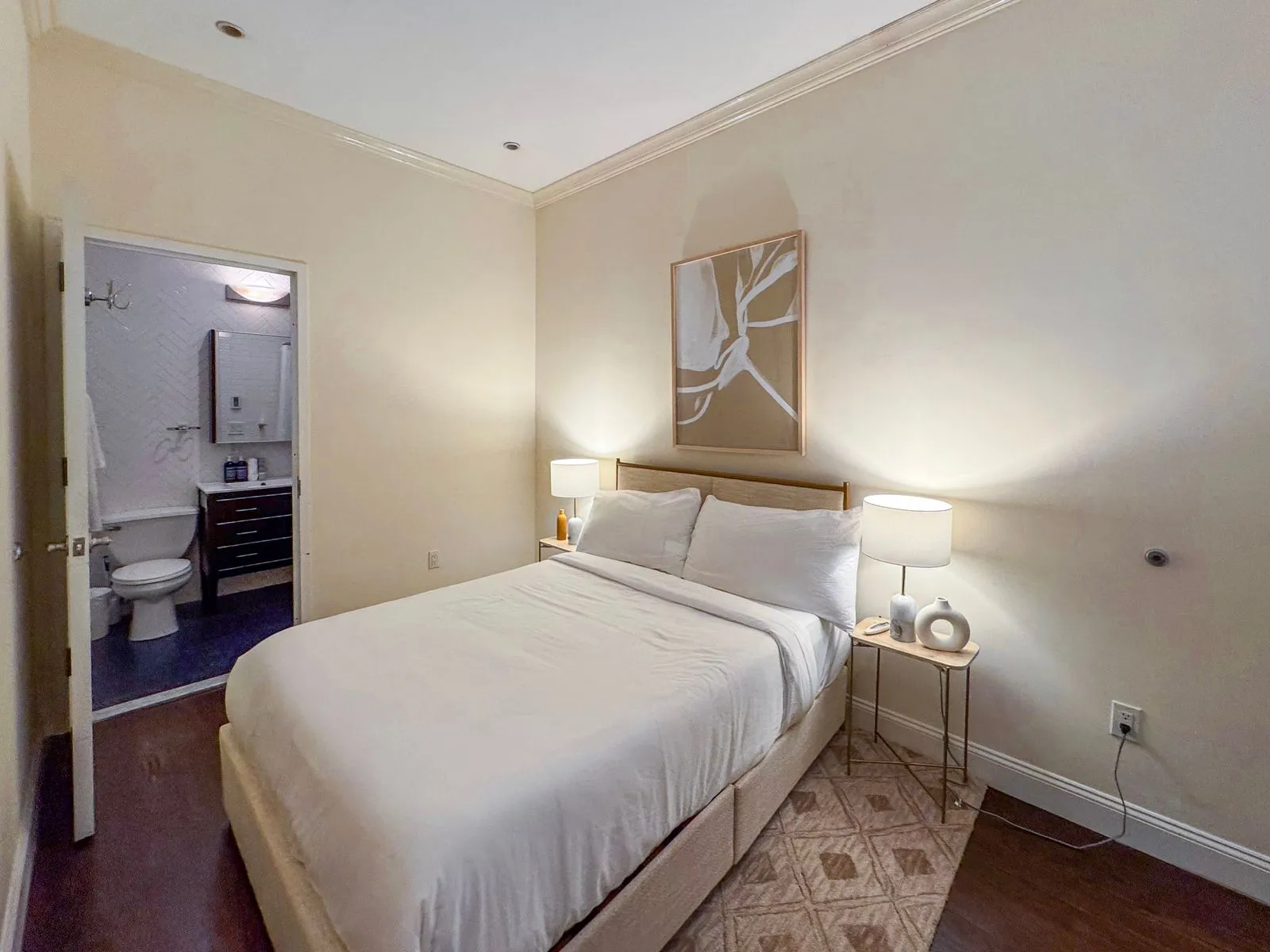 the-bridge-nyc-78th-street-sober-apartments-gallery-8.jpg