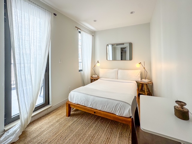the-bridge-nyc-78th-street-sober-apartments-gallery-9.jpg