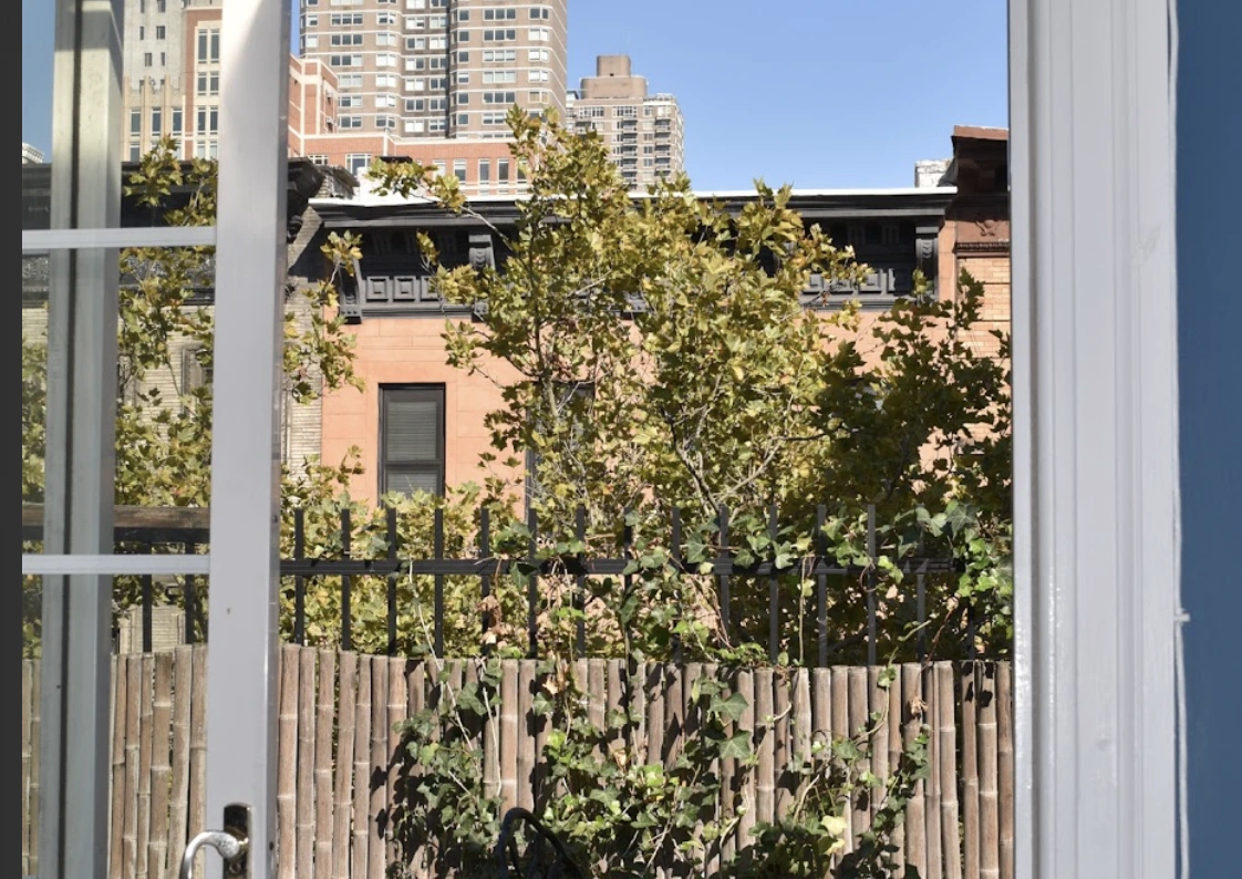 the-bridge-nyc-83rd-street-house-gallery-3.jpg