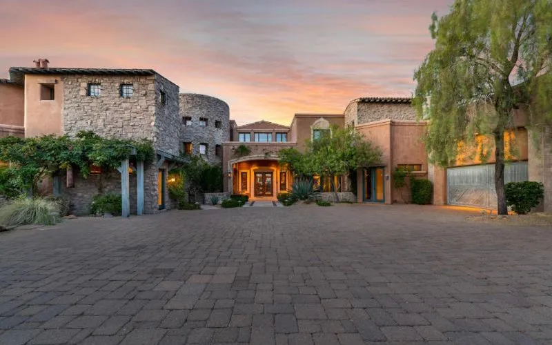 the-hope-house-scottsdale-gallery.jpg